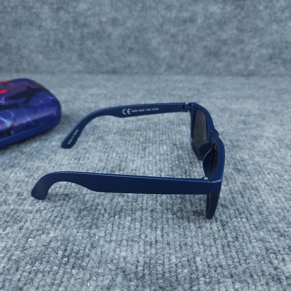 Tommy Bahama Kids Sunglasses With Case Blue